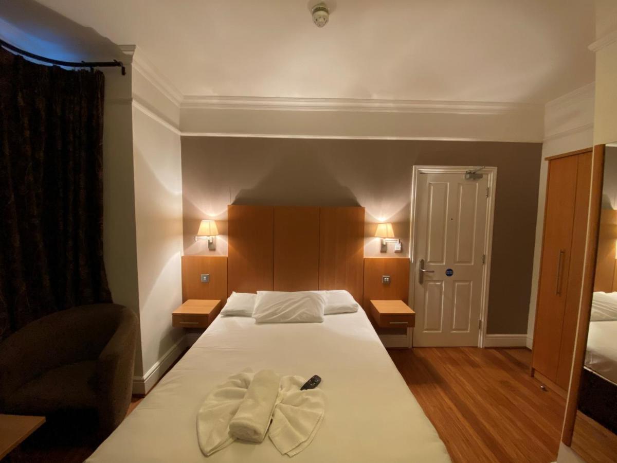 Buckingham Hotel High Wycombe Eksteriør billede
