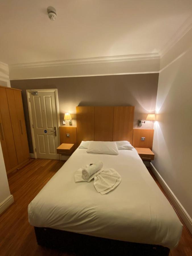 Buckingham Hotel High Wycombe Eksteriør billede