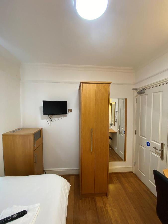 Buckingham Hotel High Wycombe Eksteriør billede