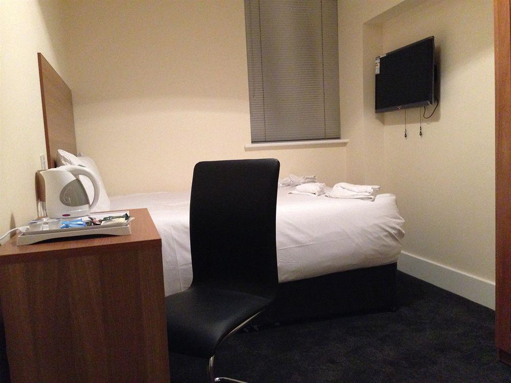 Buckingham Hotel High Wycombe Eksteriør billede